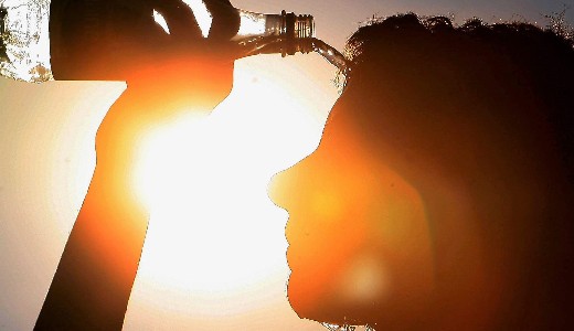 H�s�g: pokolian forr� napok j�nnek, sorozatban 