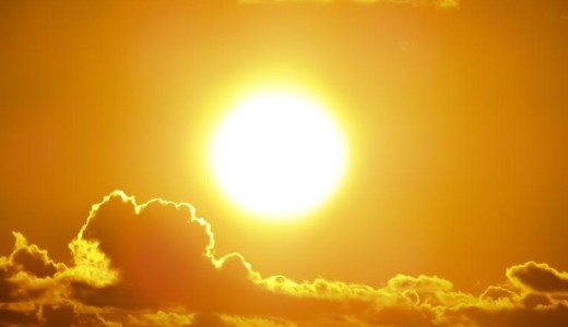 Ny�lik a pokol kapuja: extr�m sug�rz�s j�n, nem javasolj�k a holnapi napoz�st a Balatonn�l! 