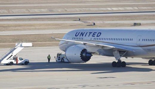 Bejelzett az alkoholszonda felsz�ll�s el�tt, nagy bajba ker�ltek a pil�t�k 