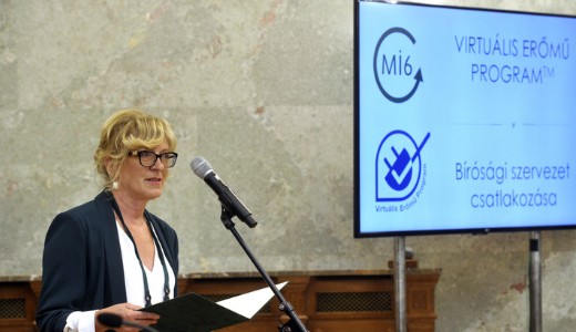 Alkotm�nyb�r�v� v�lasztja Hand� T�nd�t a Fidesz