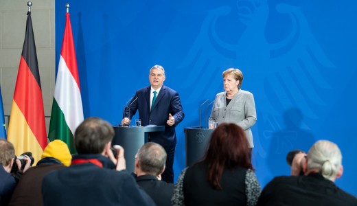 Orbnisztnos molinval fogadtk Orbnt Berlinben