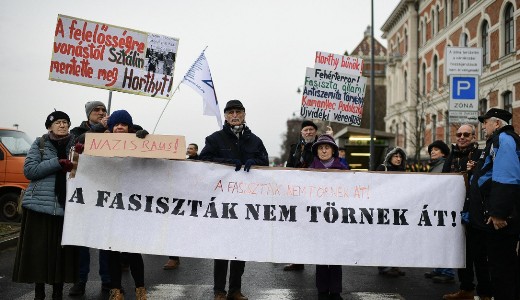 Vesszen Trianon kntlssal indult el a horthysta megemlkezs Budapesten