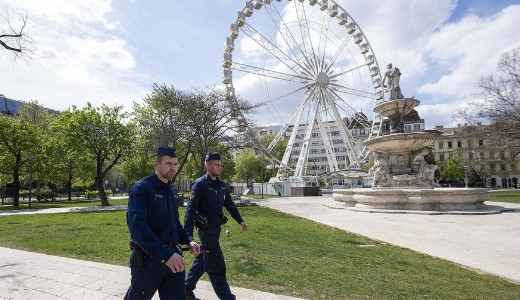 Itt van a rendelet: egsz Pest megyben maradnak a kijrsi korltozsok, vidken pedig gy vltozik meg az let mjus 4-tl