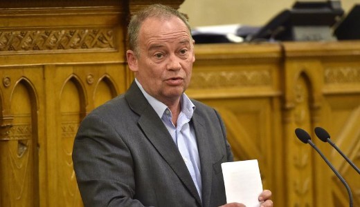 Bejegyeztk Szanyi kapitny j prtjt – A neve ktsgkvl verhetetlen