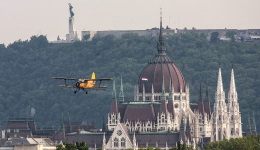 Mr most sok a sznyog Budapesten, de kt ht mlva jn egy sznyogcscs