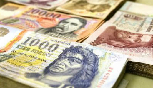 Tovbb gyenglt a forint