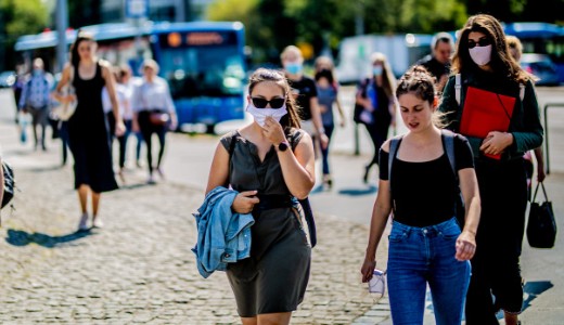 Vilgszerte egyre ersebben terjed a koronavrus