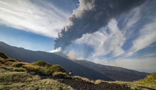 Hamu fedi Catanit, megint kitrt az Etna